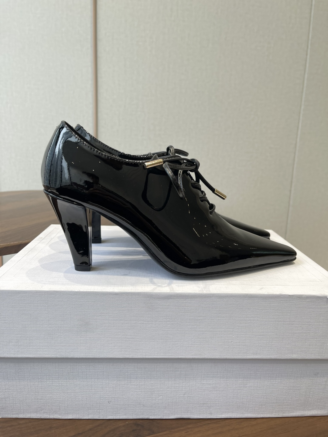 CELINE patent leather pointed-toe lace-up Oxford shoes - Image 5