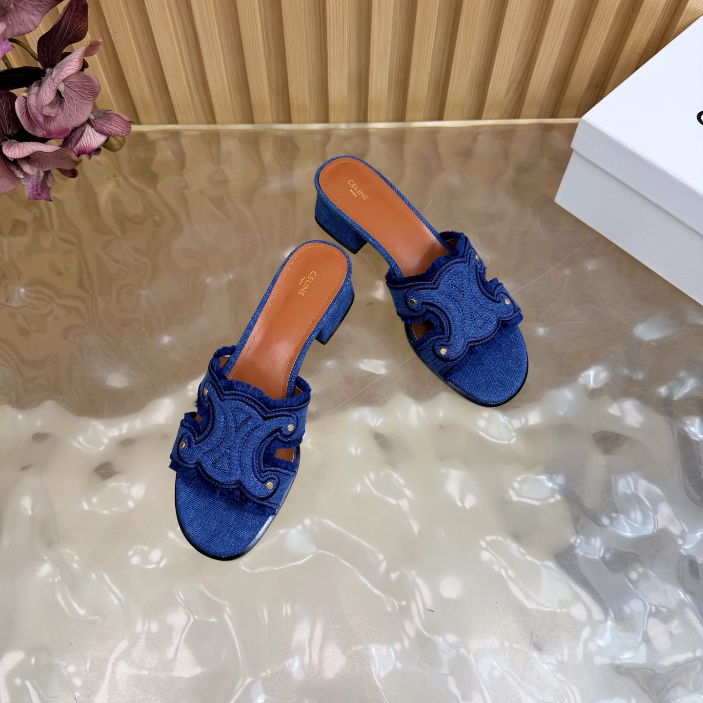 CELINE Arc de Triomphe Carved Chunky Heel Sandals - Image 4