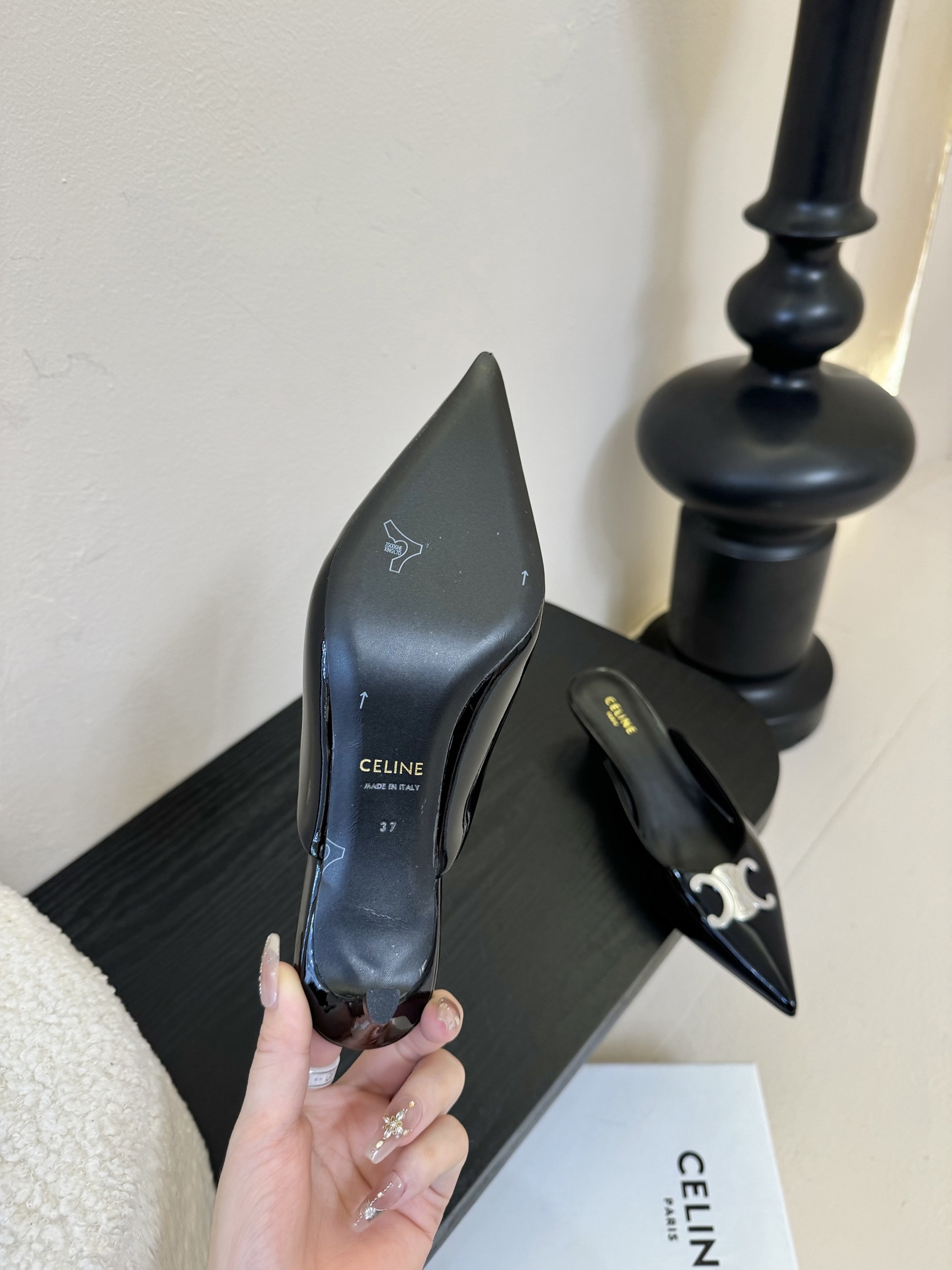 CELINE Arc de Triomphe Glossy Pointed-Toe Stiletto Mules Sandals - Image 6