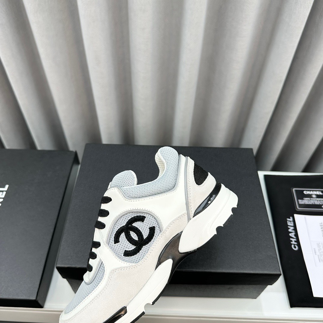 CHANEL classic color-blocked double C sporty casual dad shoes - Image 6