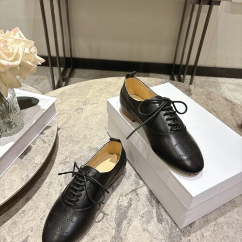 CELINE Perforated Arc de Triomphe Oxford Lace-up Flats