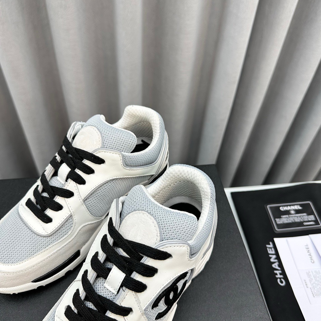 CHANEL classic color-blocked double C sporty casual dad shoes - Image 7