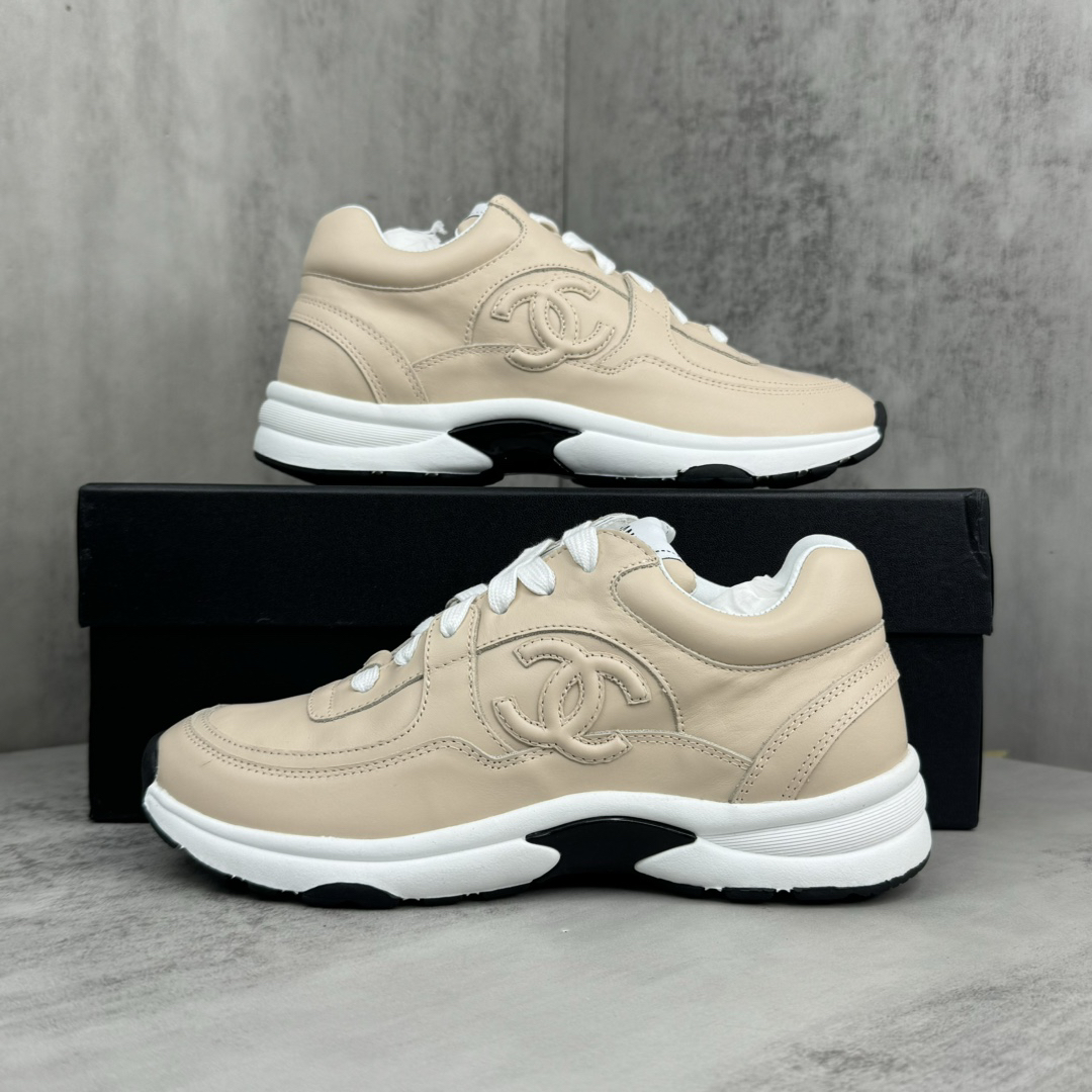 CHANEL color-blocked platform casual sneakers - Image 4