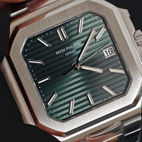 Alternative view of Patek Philippe Cubitus Nautilus 5821/1A Green Dial Octagonal New Watch