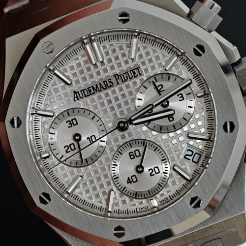 Alternative view of Audemars Piguet Royal Oak Chronograph (Silver Dial, Steel Chronograph Oak)
