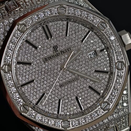 Alternative view of Audemars Piguet Royal Oak 15500